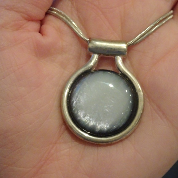 Silver Plated Faux Moonstone Pendant Double Snake Chain Boho Glam Necklace - Picture 7 of 8